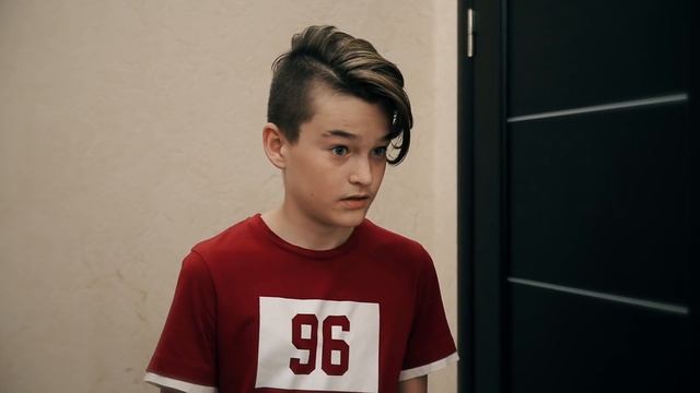 МАША СТАЛА ГОТОМ!!! смотреть онлайн