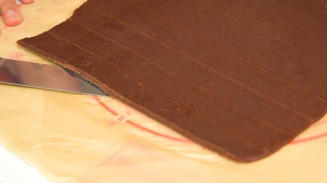 How to Make the Perfect Caramel Chocolate Tart | Easy and Delicious