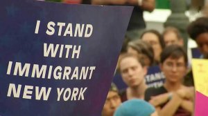 В США прошли митинги против решения Дональда Трампа отменить программу защиты нелегальных мигрантов