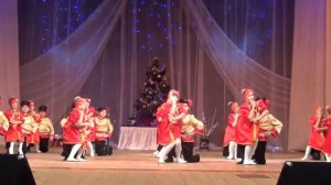 Второклассники из ансамбля «Светлячки».