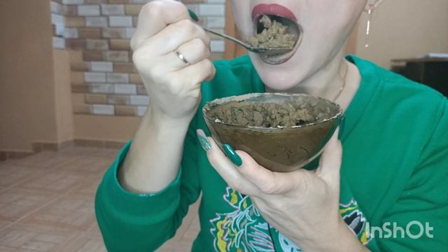 Шоколадная каша с орехами, МУКБАНГ. Chocolate paste with nuts, MUKBANG. смотреть онлайн