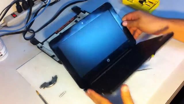 LAPTOP HP MINI 110 Remplazar el teclado: GizmoTij