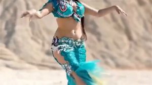 Myriam Fares  Leili