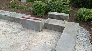 Делаем курятник из пеноблока. Часть 3. начало кладки