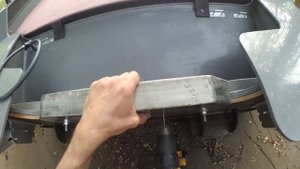 Стянул болтами мотор Хайди 9.9 про.
