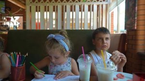 ПЫТАЕМСЯ ОТДОХНУТЬ НА КАРАНТИНЕ! Море Скадовск  2020