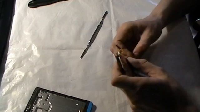 Explay Tornado, разборка, снятие тачскрина и дисплея смотреть онлайн