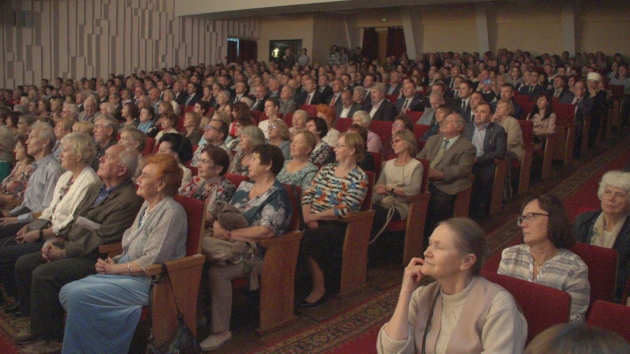 Торжественное собрание, посвящённое Дню Республики