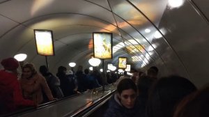 Метро Петербурга час-пик.