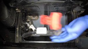 Ford Transit (2000 - 2006) - Replace the battery