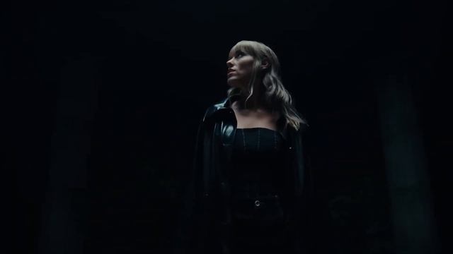 Alan Walker & Sasha Alex Sloan Hero смотреть онлайн