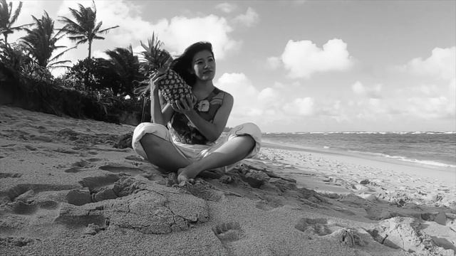 Pineapple Princess, Hawaiian song (Singing with Ukulele) смотреть онлайн