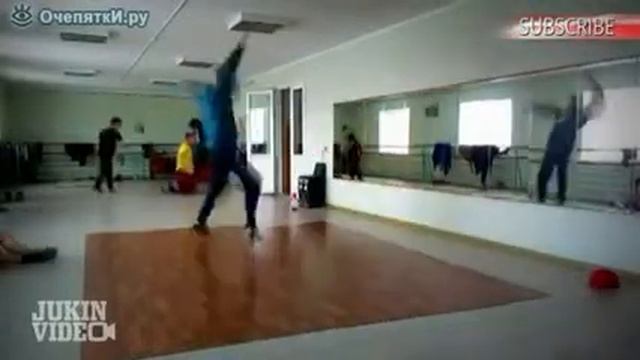 Брейкданс против зеркала смотреть онлайн