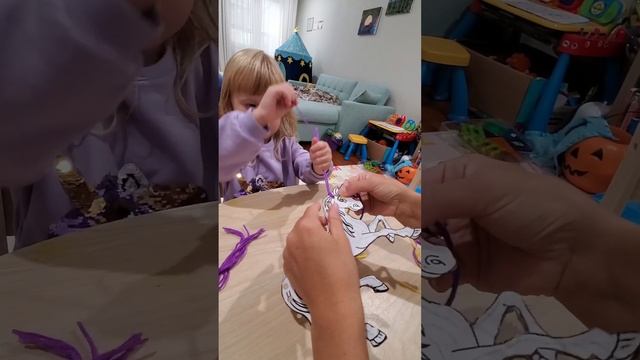 ПОДЕЛКИ ИЗ БУМАГИ ДЛЯ ДЕТЕЙ. ПОДЕЛКА ЕДИНОРОГ/ПЕГАС. РАЗВИТИЕ МЕЛКОЙ МОТОРИКИ. смотреть онлайн