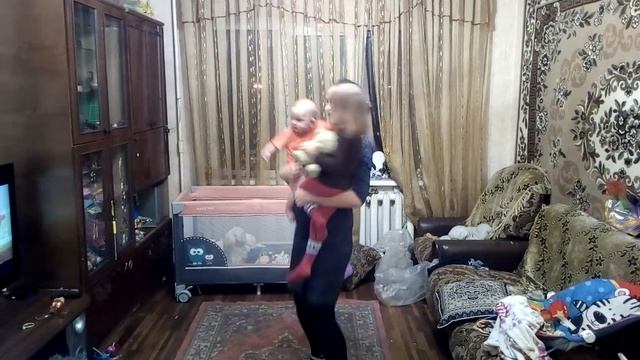 Танцы втроём) Все довольны) смотреть онлайн