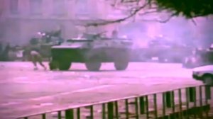 Свержение и казнь Николае Чаушеску. С разницей в 34 года.