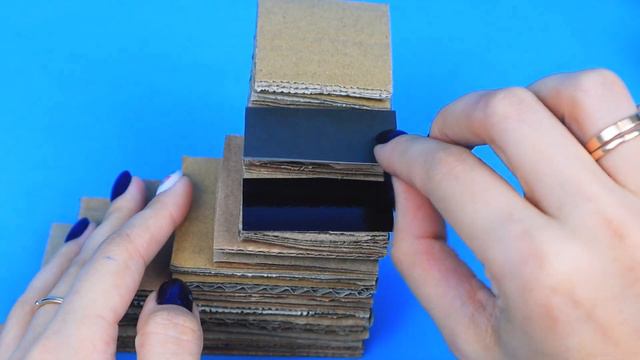 Miraculous Lady Bug Family Move into New House / 15 LOL Surprise DIYs and Cardboard House смотреть онлайн