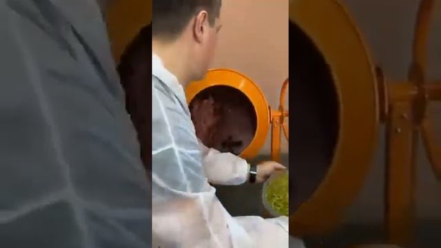 Готовим оливье к новому 2020 году смотреть онлайн