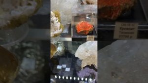 Мастерская.  Москва. Выставка полудрагоценных камней и изделий из них. Октябрь 2923 г.