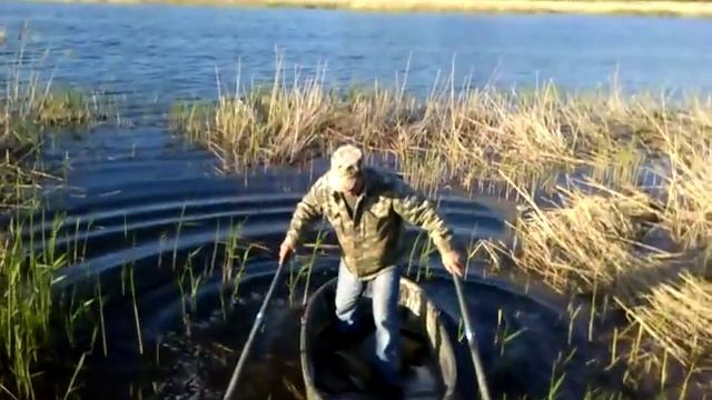 На чём пожарить шашлык если у тебя есть УАЗ и чем опасны охотничьи лодки смотреть онлайн