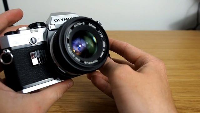 Olympus OM10 35mm film camera смотреть онлайн