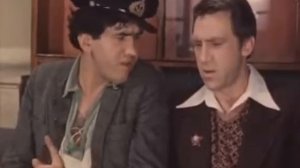 "По замашкам вроде бы фраер..."