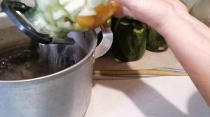 Заготовки на зиму : компот из кабачков