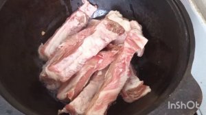 Нежнейшие Свиные Рёбрышки, тушёные в собственном соку. #тушеныеребрышки #жаркое#свинина #казан ####