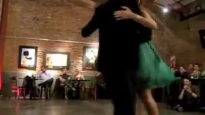 Néstor Azorín & Jesica Arfenoni en Loca - Milonga Criolla - Francisco Canaro