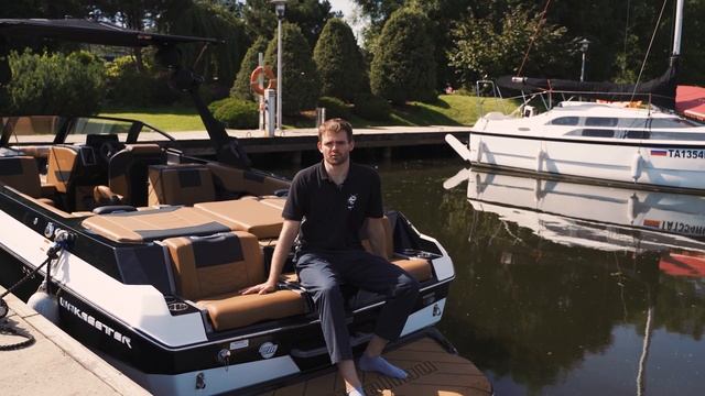Обзор Malibu Wakesetter 25 LSV | Люксовый катер для вейка смотреть онлайн