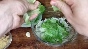 Салат Айсберг с красной рыбой. Вкуснее Цезаря.