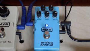 MXR ANALOG CHORUS