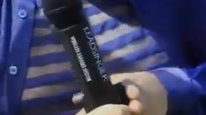 Реклама микрофона Leadsinger