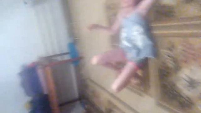 Колобок повесился ?