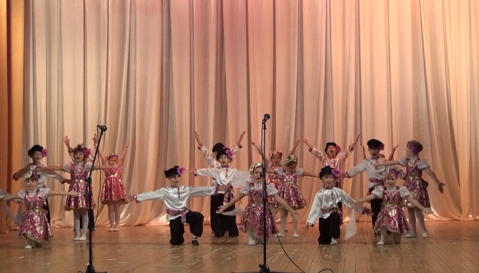 Детский сад 264 Уфа. 264 Детский сад Барнаул. Моя мама самая крутая танец в детском саду. Видео танцы для детей 6 7 лет