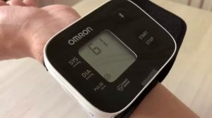 Тонометр OMRON RS3 Intelli IT