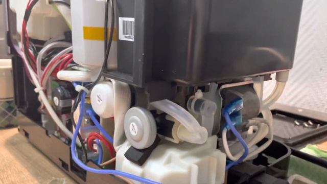 Обзор кофемашины Garlyn. Что внутри кофемашины? смотреть онлайн