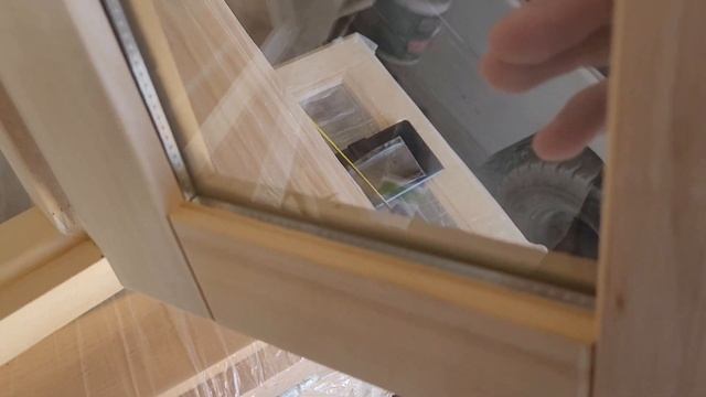 Обзор жаропрочное окно для бани и сауны из липы. Размер 30×30 см смотреть онлайн