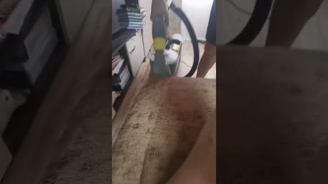 химчистка с Kercher Puzzi 10/1 смотреть онлайн