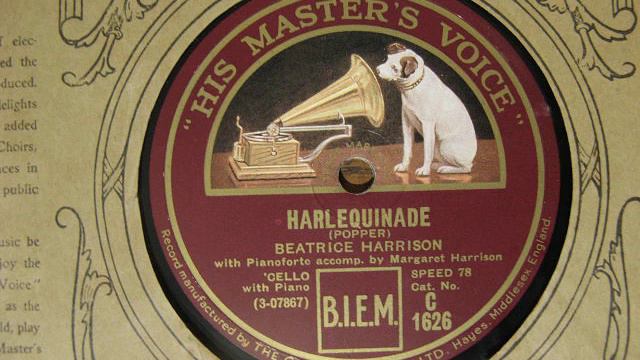 Beatrice Harrison ('Cello) plays David Popper's Harlequinade. 12" HMV 78 rpm Shellac Record. смотреть онлайн