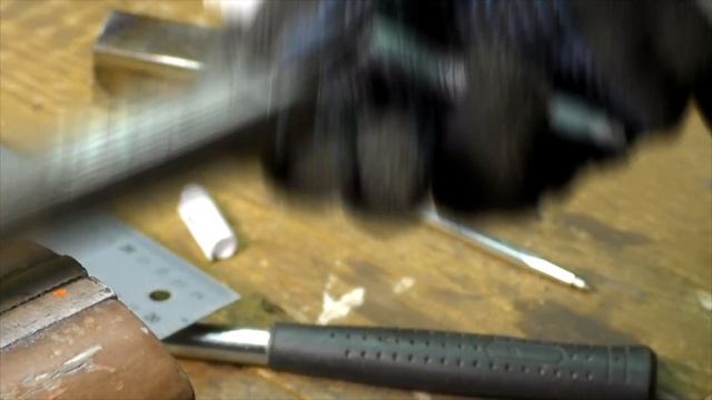 Классный способ соединения профильной трубы ! без сварки , без болтов смотреть онлайн