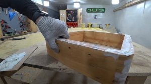 Restoration furniture Episode 2. Реставрация старинного пуфа (банкетки) DIY