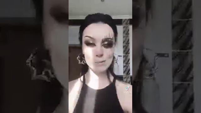 Shandon & Moet// Даша Дошик// Королева Кринжа// •_• смотреть онлайн