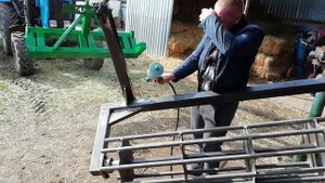 САМОДЕЛЬНЫЙ Чизельный плуг для МТЗ 80. Покраска Глубокорыхлителя.