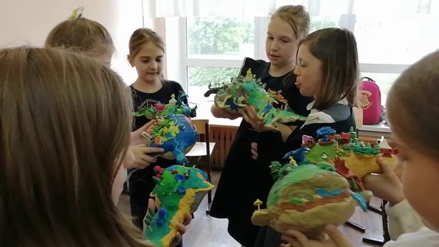 клип МИР ГЛАЗАМИ НАШИМИ (1)