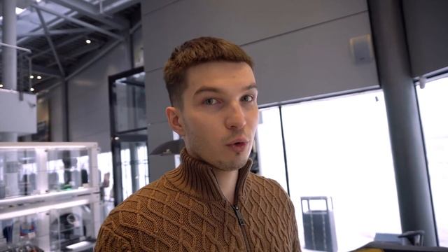 ПОДАРИЛ ЖЕНЕ ПОРШЕ МАКАН!ОБЗОР РЕАКЦИЯ смотреть онлайн