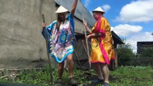 Между нами тает лёд. Огородная версия.