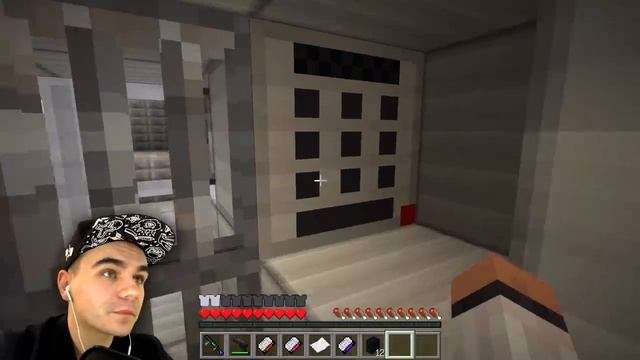 МАЛЫШ БОСС ВОРУЕТ У ПЛОХИХ - Один Дома #7 смотреть онлайн