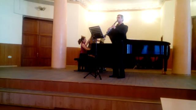 F. Poulenc - Clarinet sonata - Ter-Karapetians Tigran смотреть онлайн