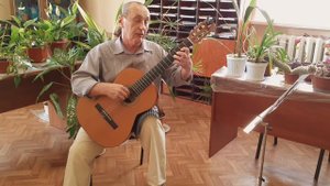 Учим звукоряд нот на грифе гитары в первой позиции. Онлайн урок.